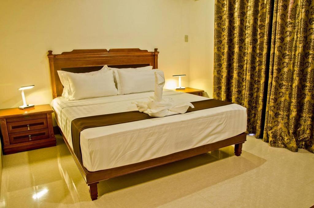 The Premiere Business Hotel Калибо Стая снимка