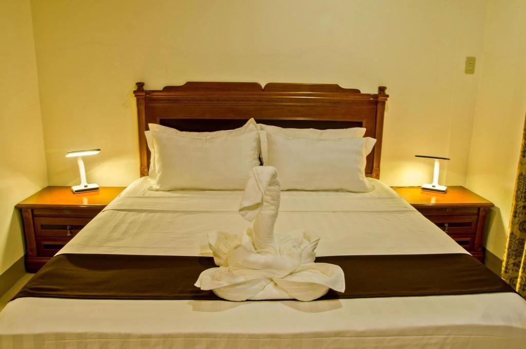 The Premiere Business Hotel Калибо Стая снимка