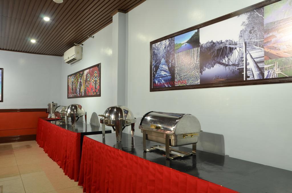 The Premiere Business Hotel Калибо Екстериор снимка